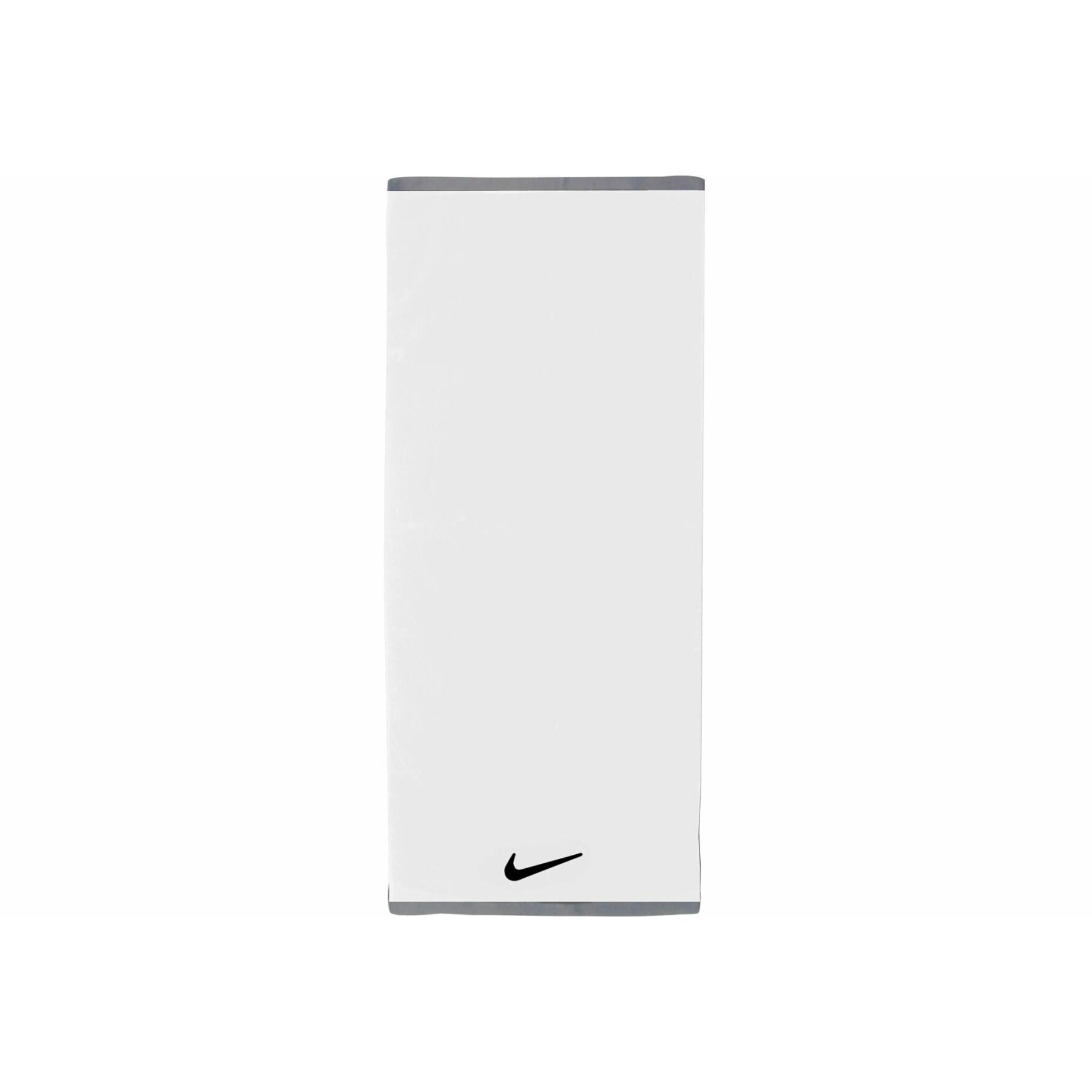 Toalha Nike fundamental L