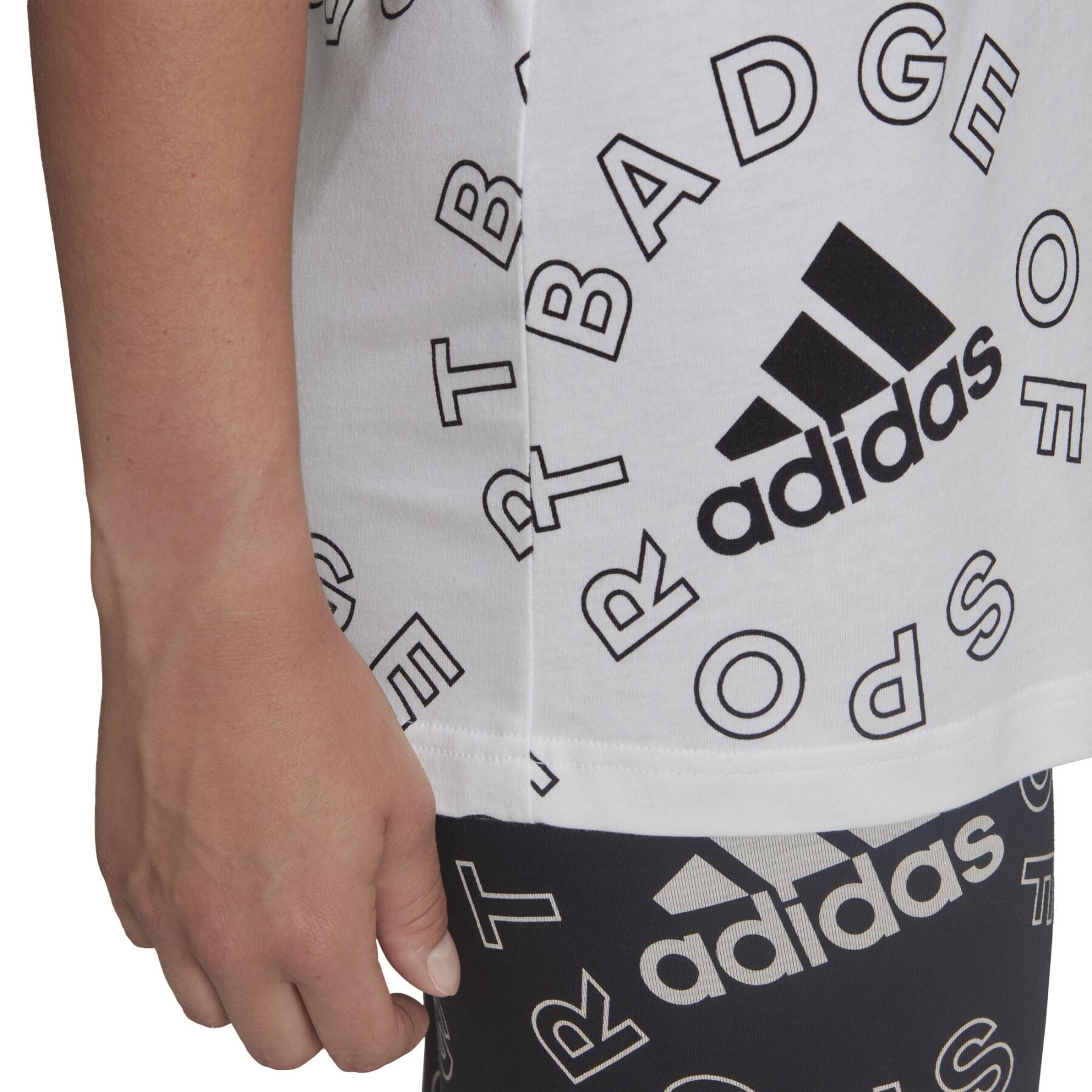 Camiseta feminina adidas Essentials Logo Allover Print